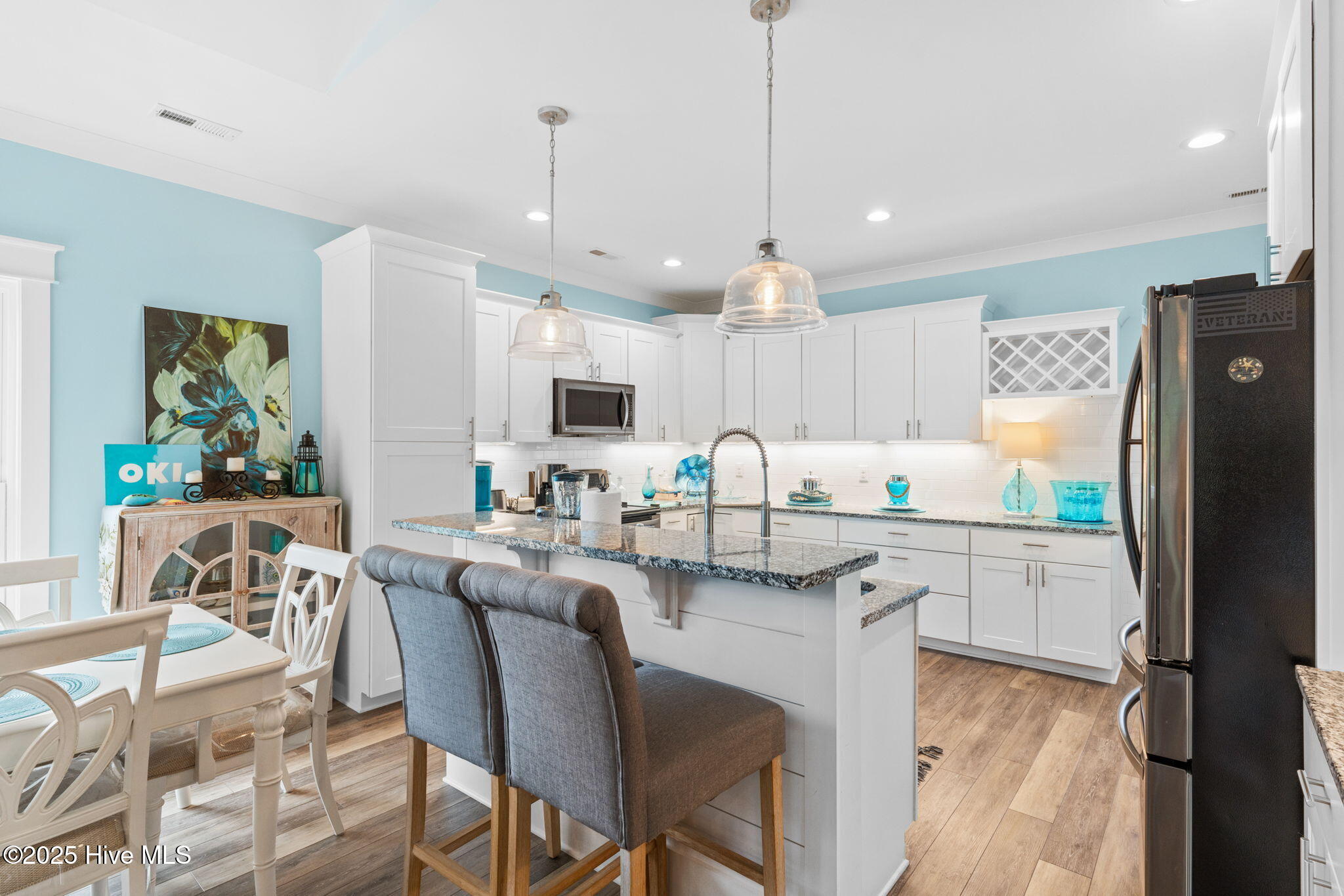Welcome to 205 NE 59th Street, where coastal charm meets high-end craf – image 18