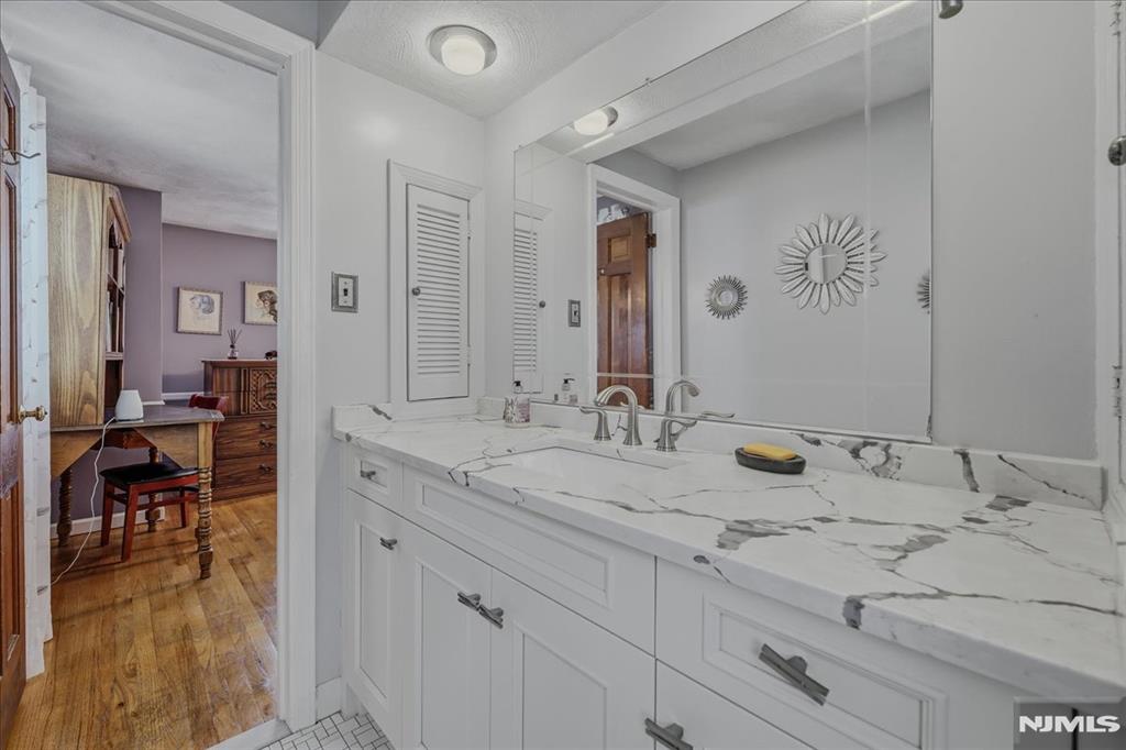 85 85 Stewart, Kearny, New Jersey, 07032, USA, 3 Bedrooms Bedrooms, ,3 BathroomsBathrooms,Residential,For Sale,85 Stewart,26021909