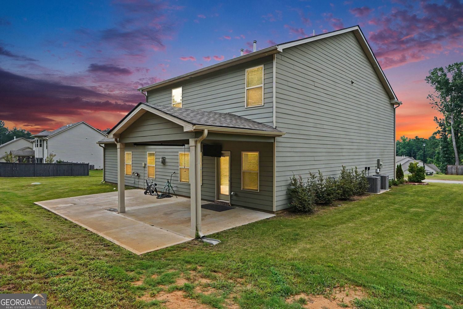 Why wait months for new construction when you can move into luxury tod – image 4
