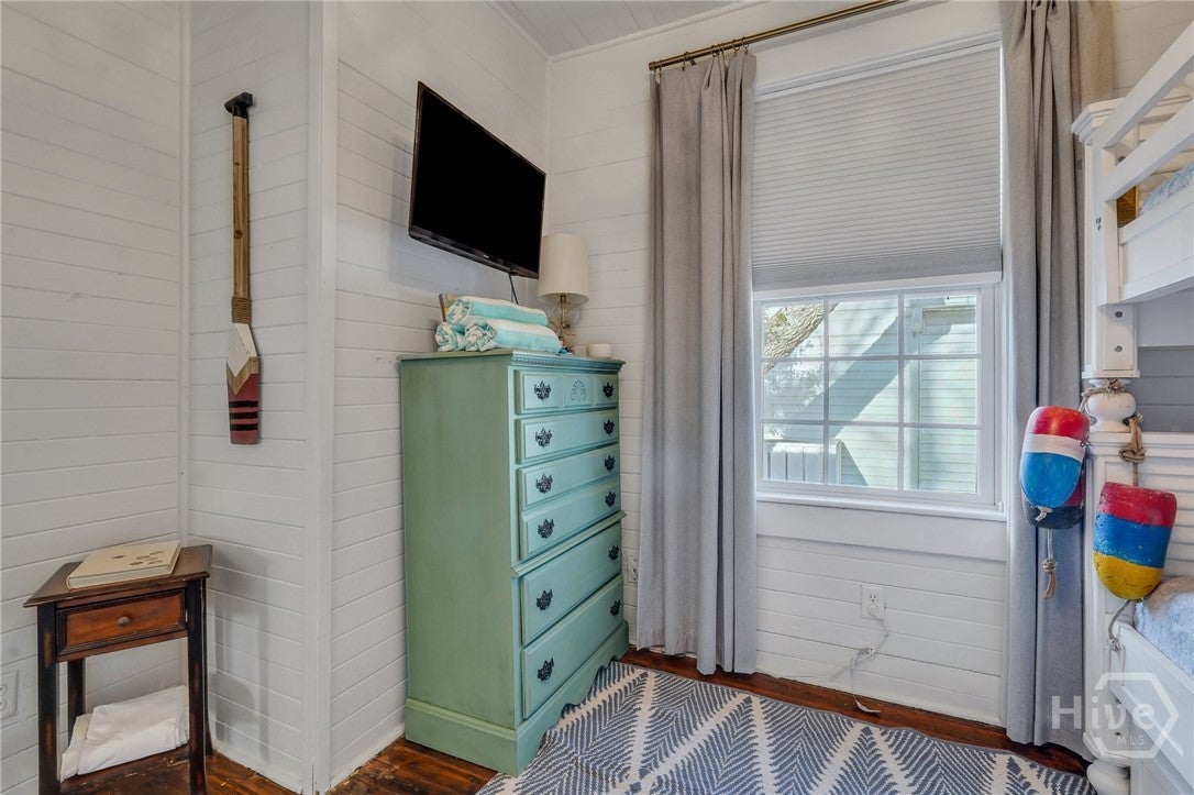 Charming raised, restored cottage in the heart of Tybee -a perfect ble – image 23