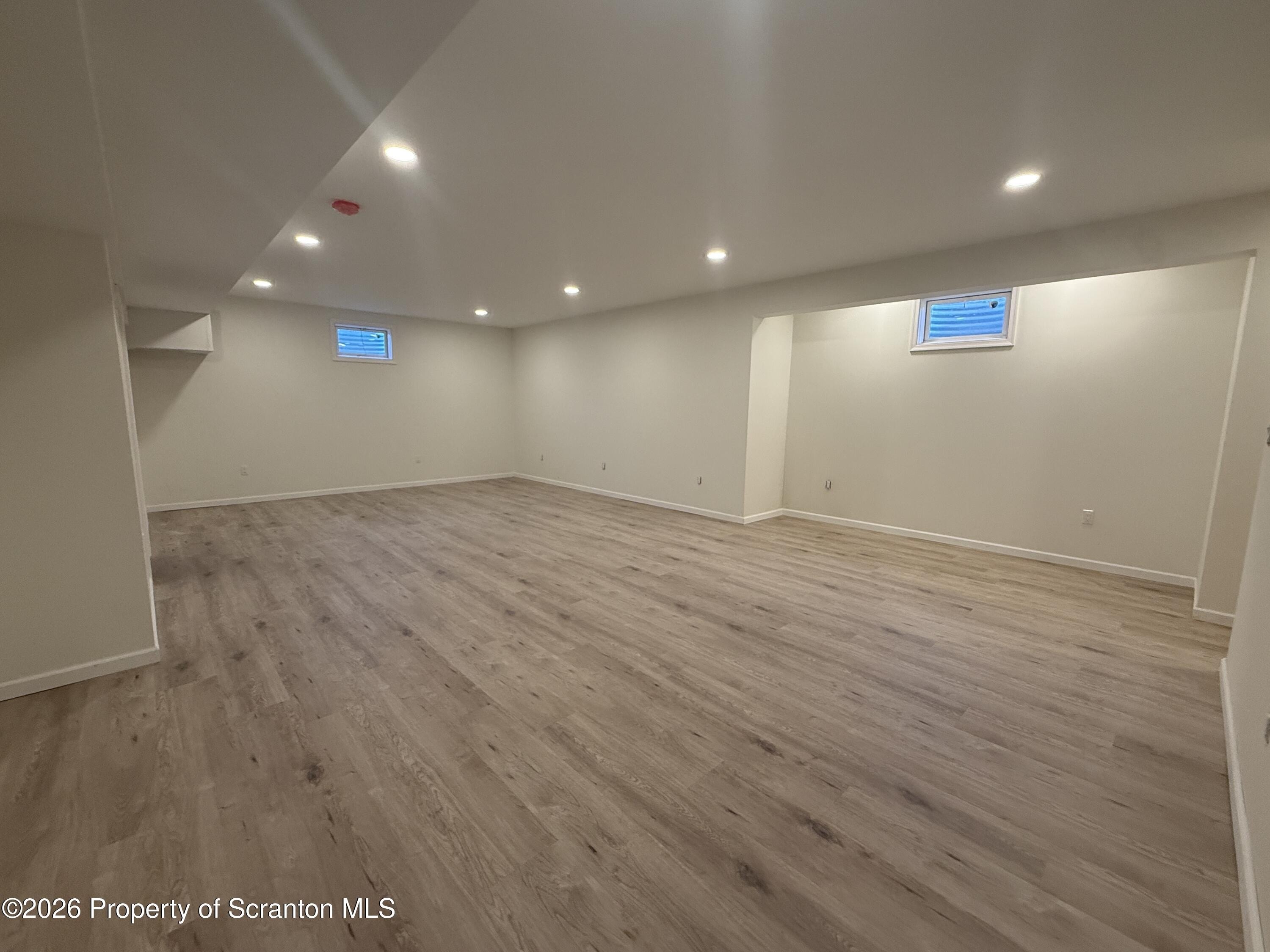 517 517 Poppy Lane, Moosic, Pennsylvania, 18507, USA, 4 Bedrooms Bedrooms, ,4 BathroomsBathrooms,Residential,For Sale,517 Poppy Lane,SC260366