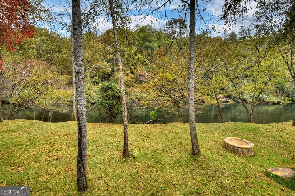 Welcome to your Private RIVERFRONT DREAM HOME on the shimmering shores – image 21