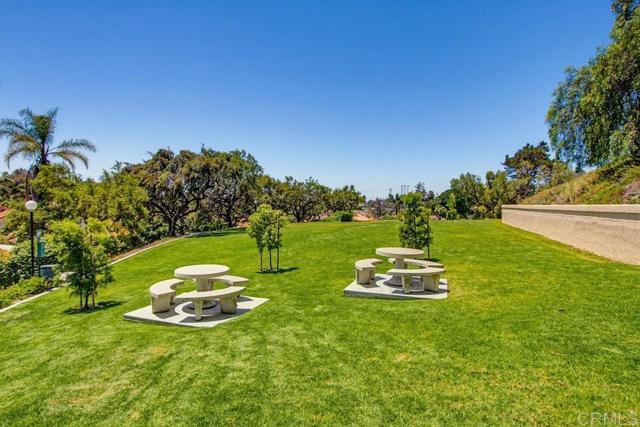 2194 2194 Luz Wy, Oceanside, California, 92056, USA, 3 Bedrooms Bedrooms, ,2 BathroomsBathrooms,Residential,For Sale,2194 Luz Wy,NDP2604585