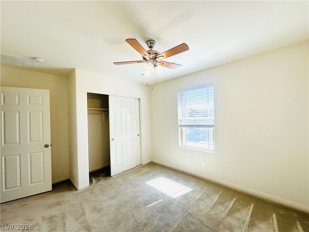 Welcome to your dream home in the prestigious Summerlin master-planned – image 33