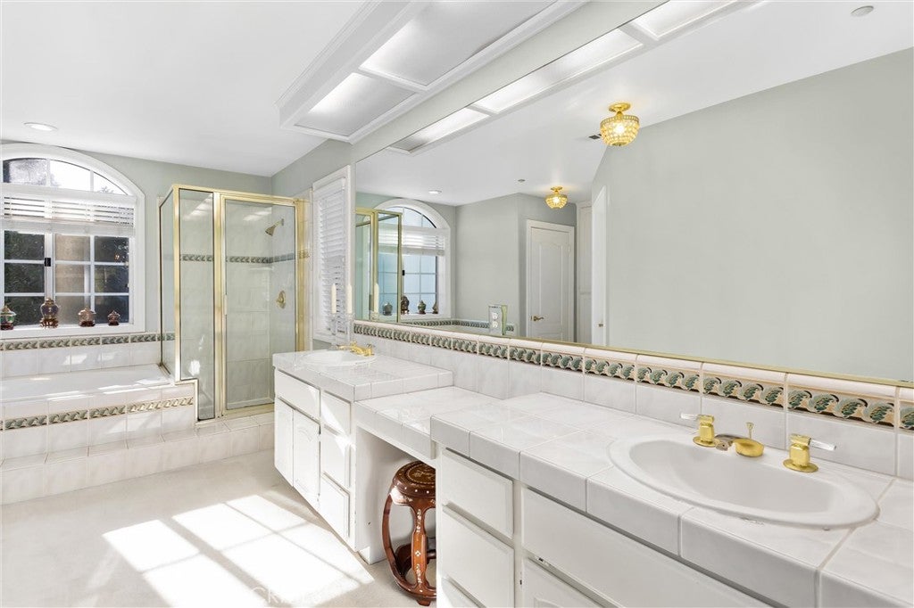 1703 1703 Kyle Lane, Redlands, California, 92373, USA, 4 Bedrooms Bedrooms, ,5 BathroomsBathrooms,Residential,For Sale,1703 Kyle Lane,IG26099458