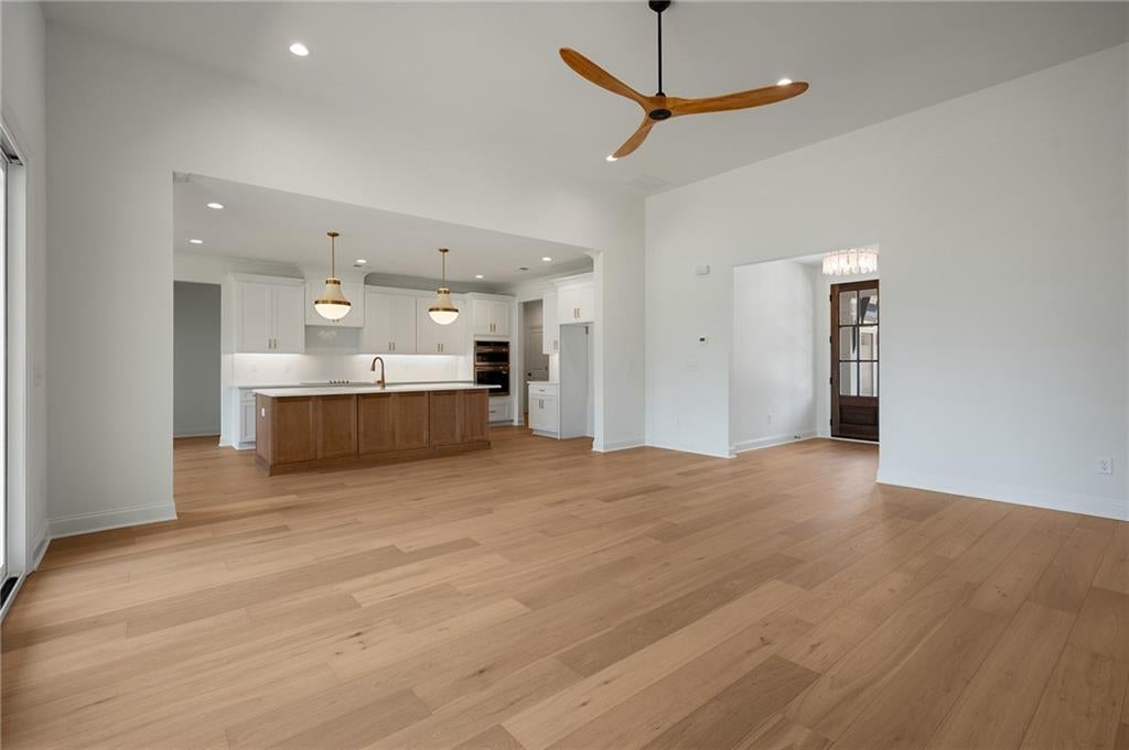 220 220 Copper Mountain Road Ne, Calhoun, Georgia, 30701, USA, 3 Bedrooms Bedrooms, ,4 BathroomsBathrooms,Residential,For Sale,220 Copper Mountain Road Ne,7787925