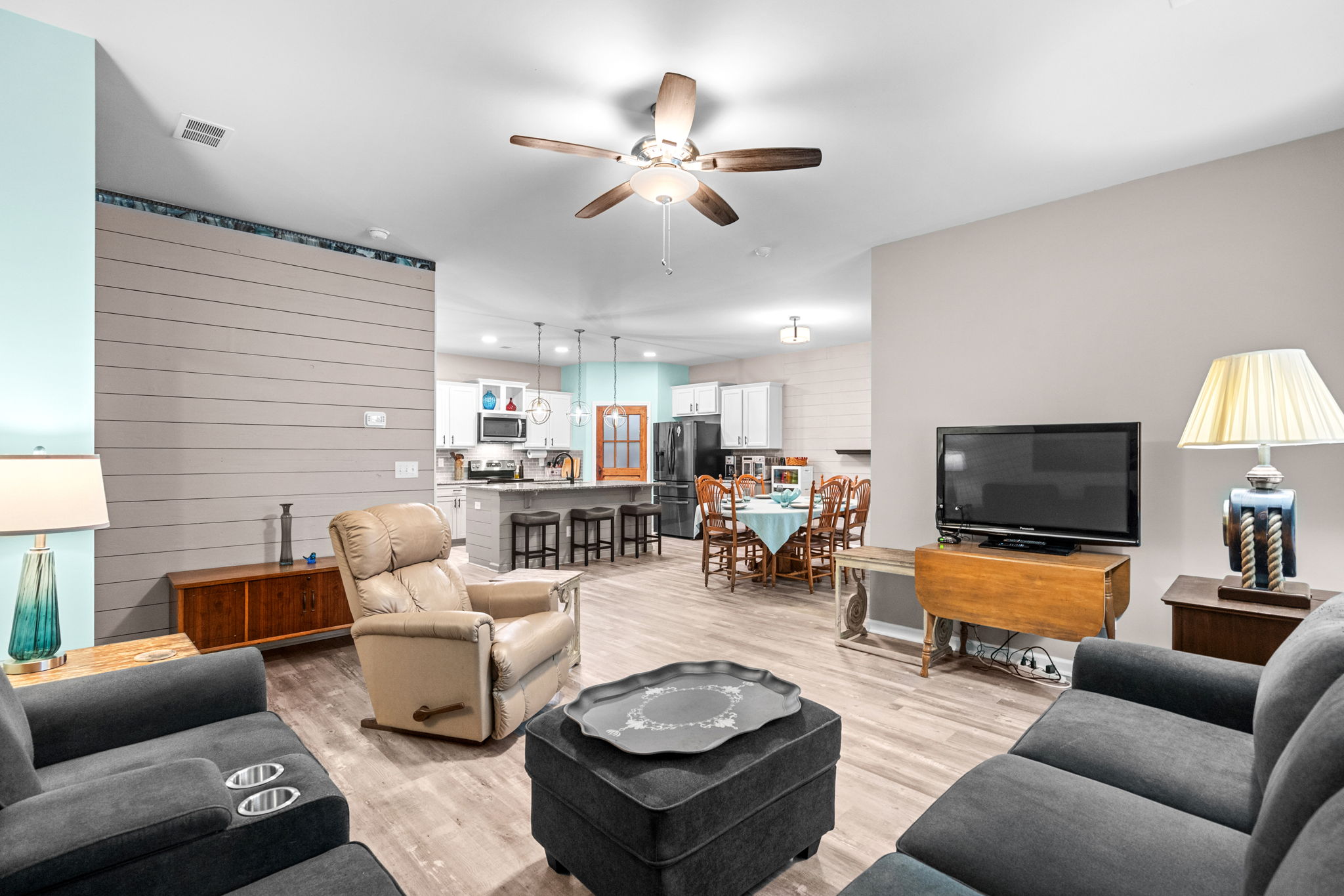 This is a beautifully maintained 4 BR/2BA one level, open concept ranc – image 16