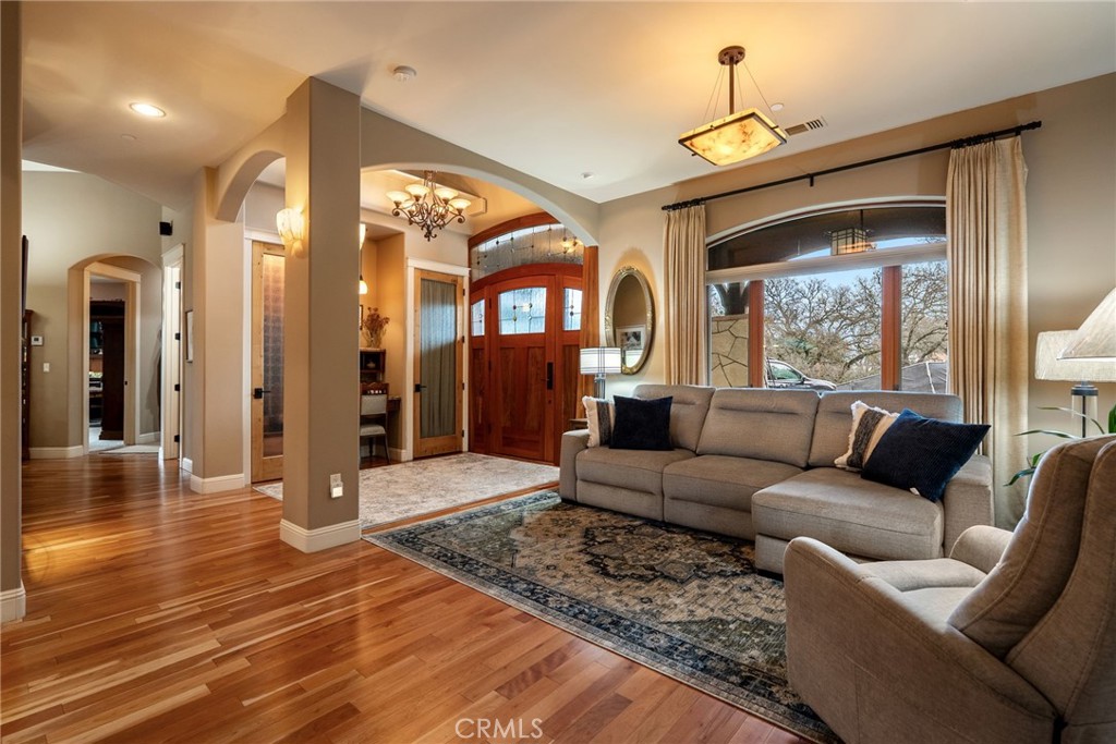 Located on the desirable West Side of Paso Robles, this custom-built 2 – image 7