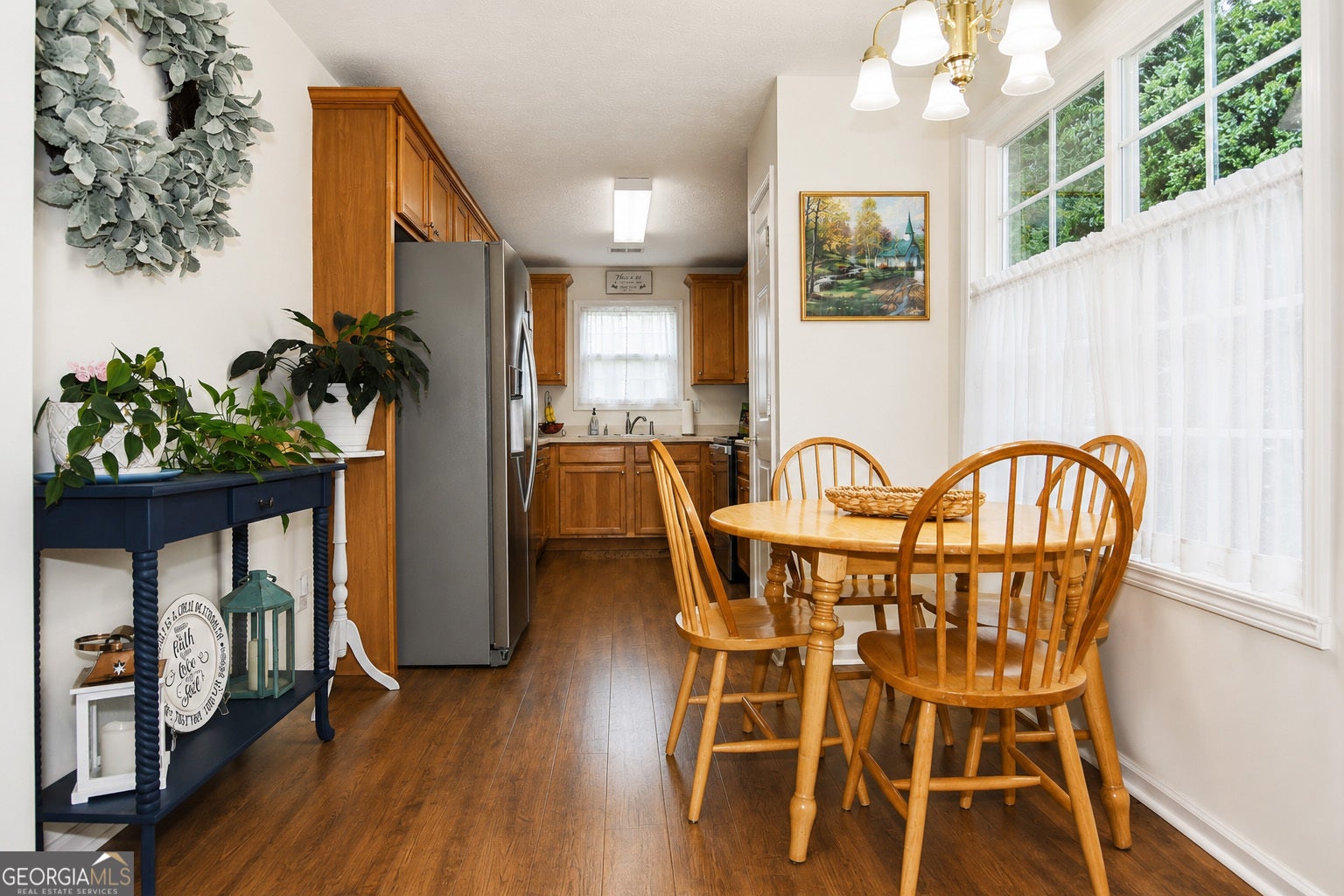 Home is Occupied - Please do not disturb the owners. Welcome to this s – image 39
