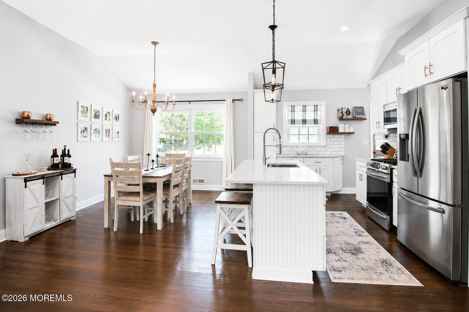 Dont miss this charming home situated on an oversized 145 x 147 lot in – image 8