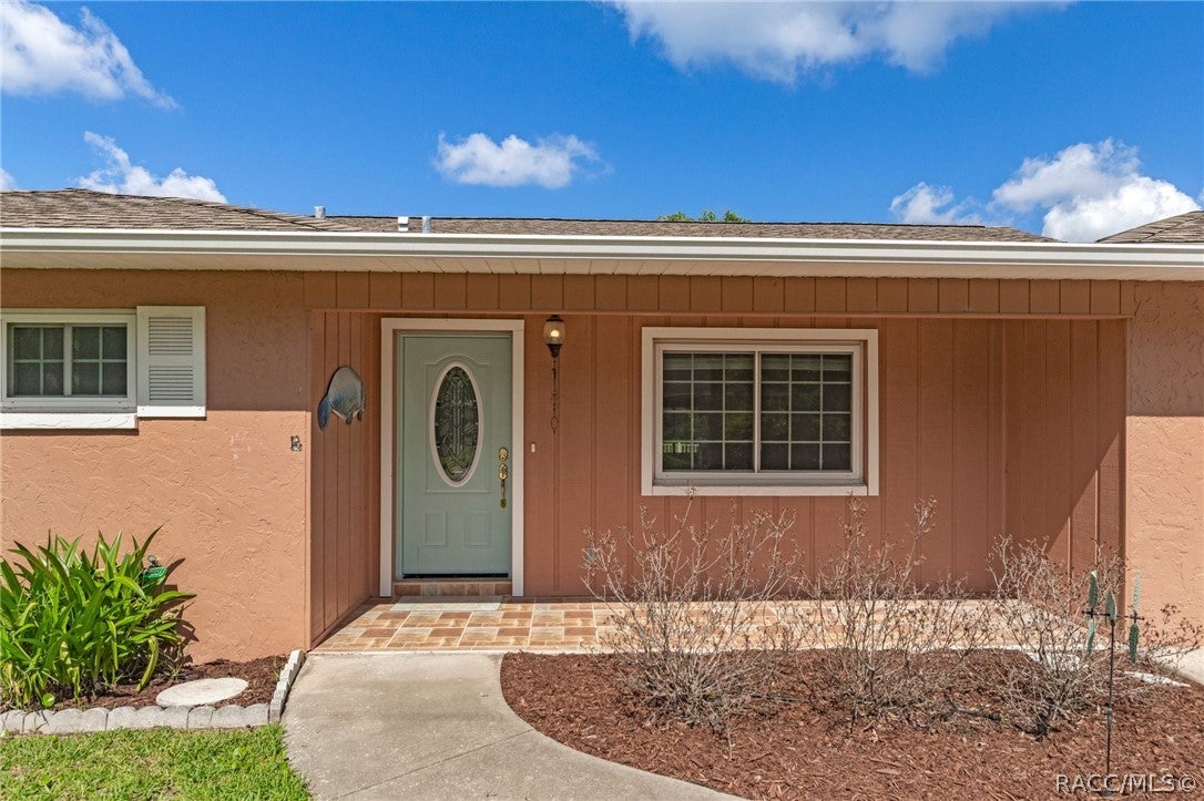 1400 1400 SE 5th Avenue, Crystal River, Florida, 34429, USA, 3 Bedrooms Bedrooms, ,2 BathroomsBathrooms,Residential,For Sale,1400 SE 5th Avenue,852812