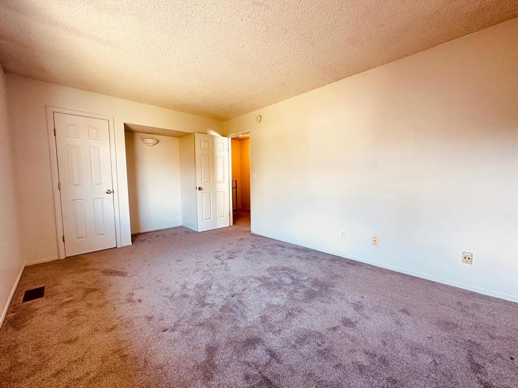 Who Wouldnt Want to live in desirable Capitola Knolls Community! Nestl – image 12