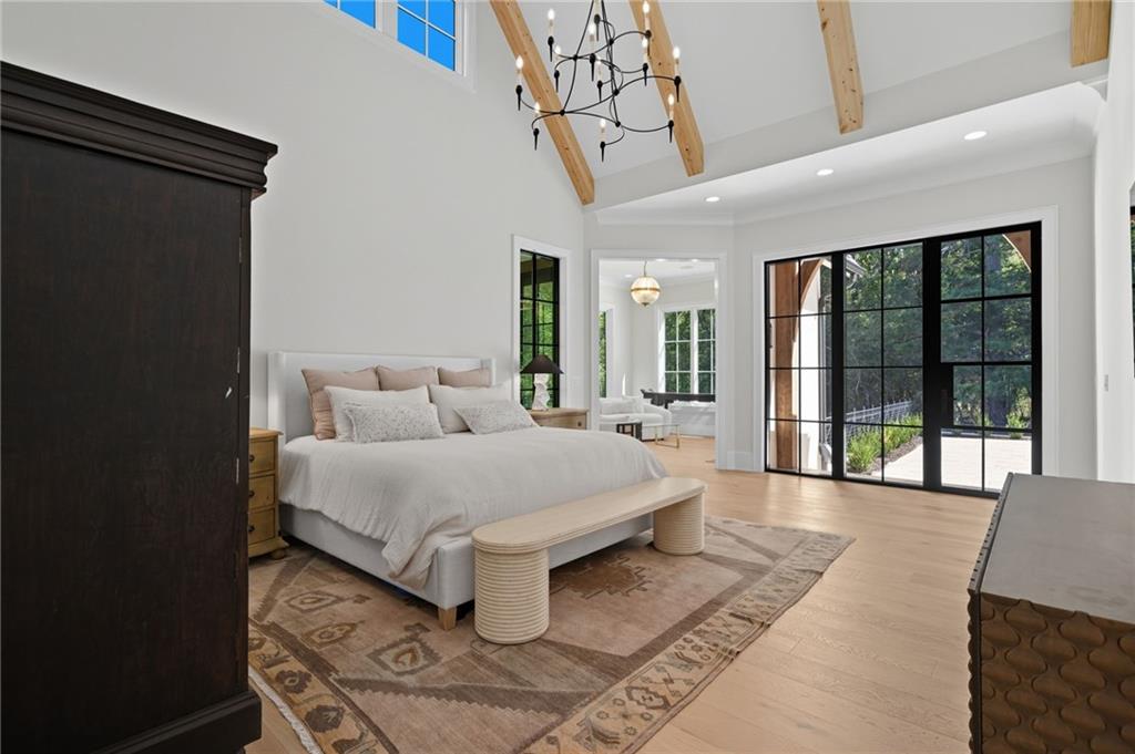 Beautiful Custom Home on gorgeous estate lot in exclusive Milton. This – image 24