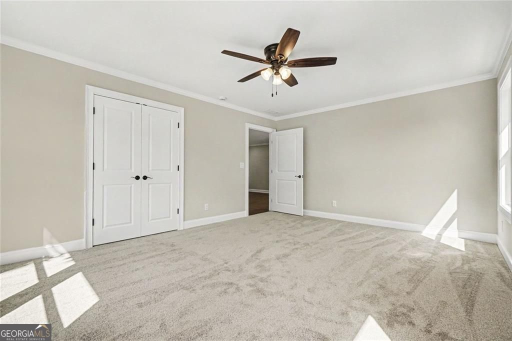 Welcome to this beautifully designed two-story home conveniently locat – image 18