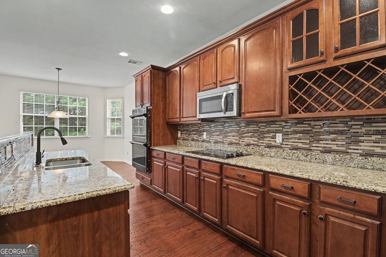 Up to $20,000 in Seller-Paid Incentives! Discover exceptional space, f – image 10