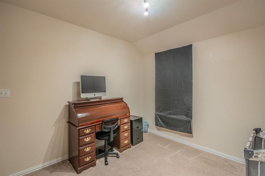 441 441 Rockaway Drive, Midlothian, Texas, 76065, USA, 4 Bedrooms Bedrooms, ,3 BathroomsBathrooms,Residential,For Sale,441 Rockaway Drive,69fd7085-f57c-4229-a72e-6a1202