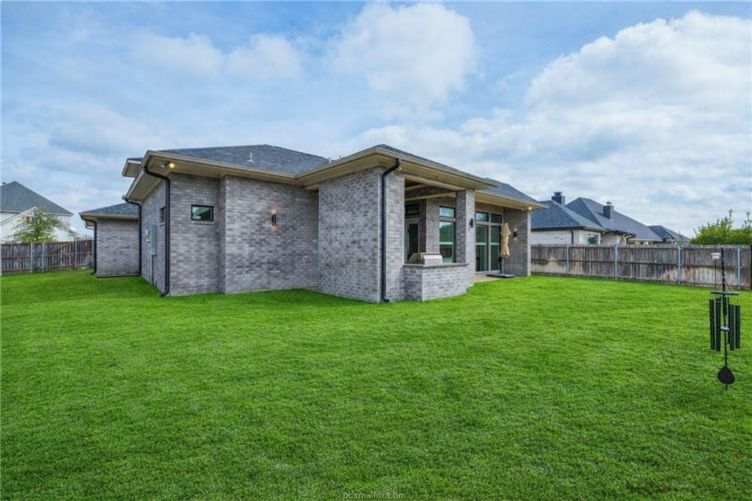 4906 4906 Pearl River Court, College Station, Texas, 77845, USA, 4 Bedrooms Bedrooms, ,5 BathroomsBathrooms,Residential,For Sale,4906 Pearl River Court,26003469