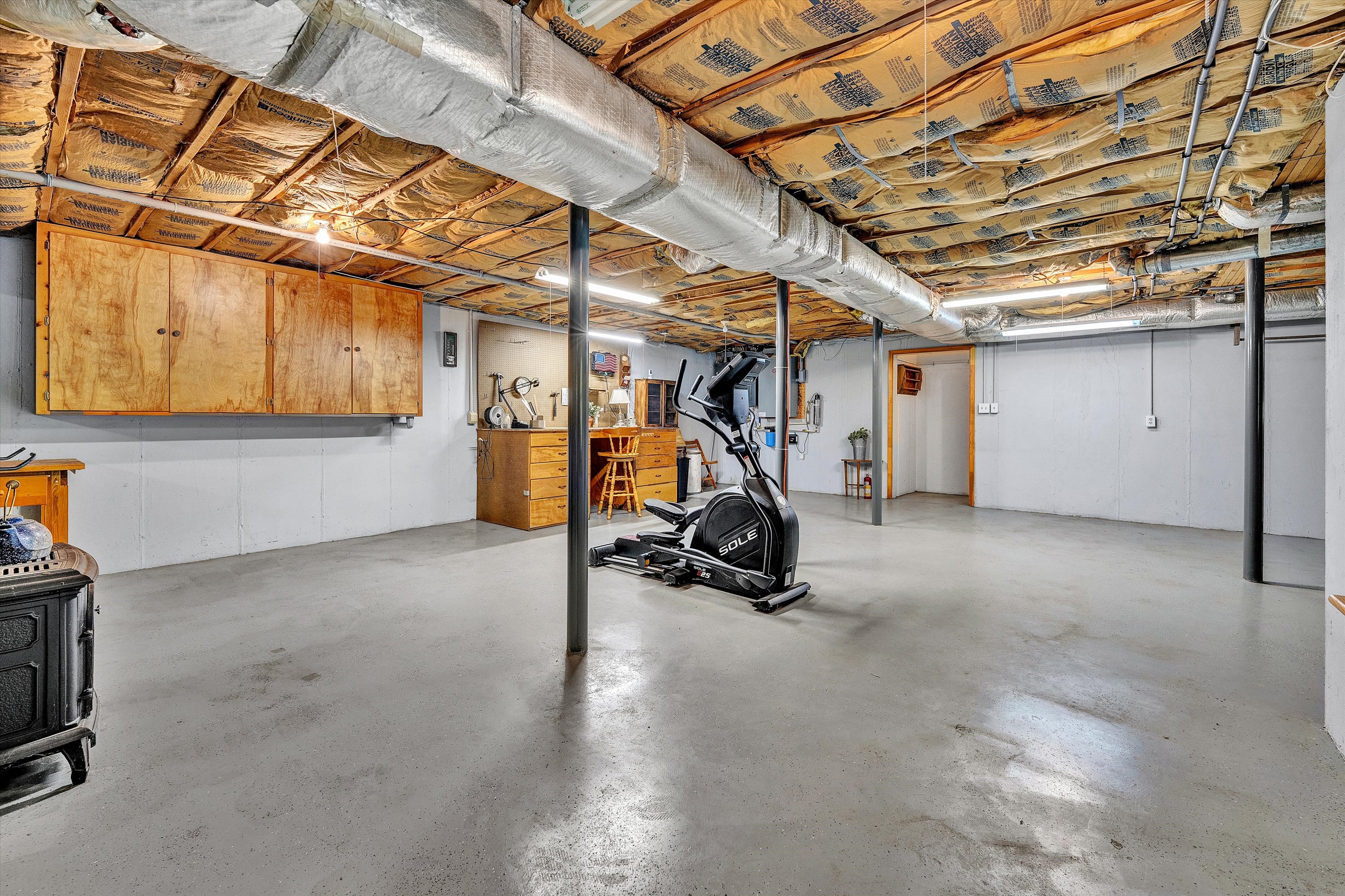 Custom-built and beautifully maintained, this 3-bedroom, 2-bath home o – image 30
