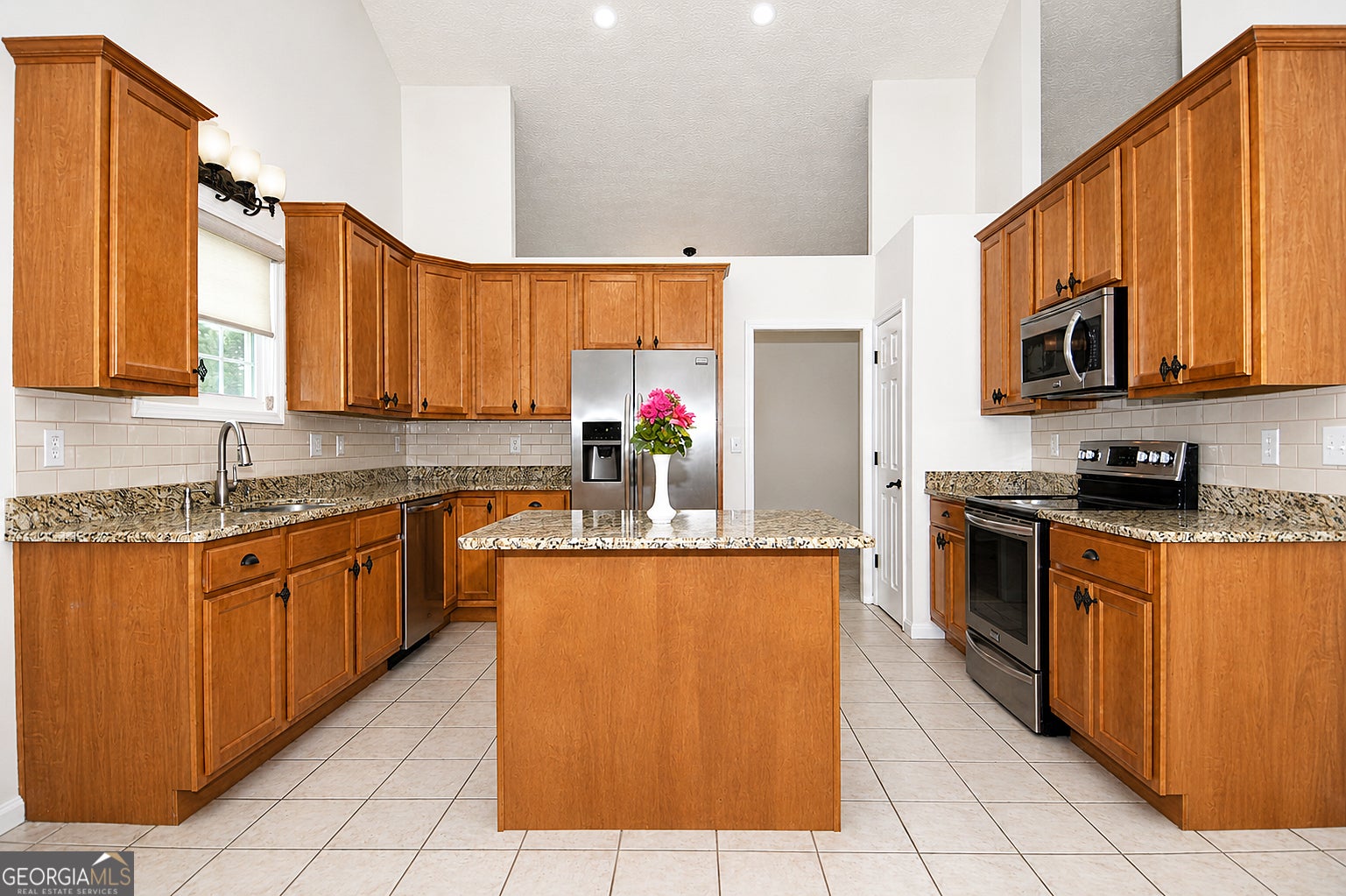 Home is Occupied - Please do not disturb the owners. Welcome to this s – image 10