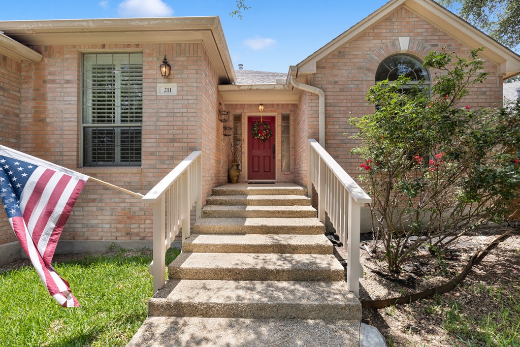 This is the Colorado floor plan. One of the largest homes in HHC. Heri – image 4