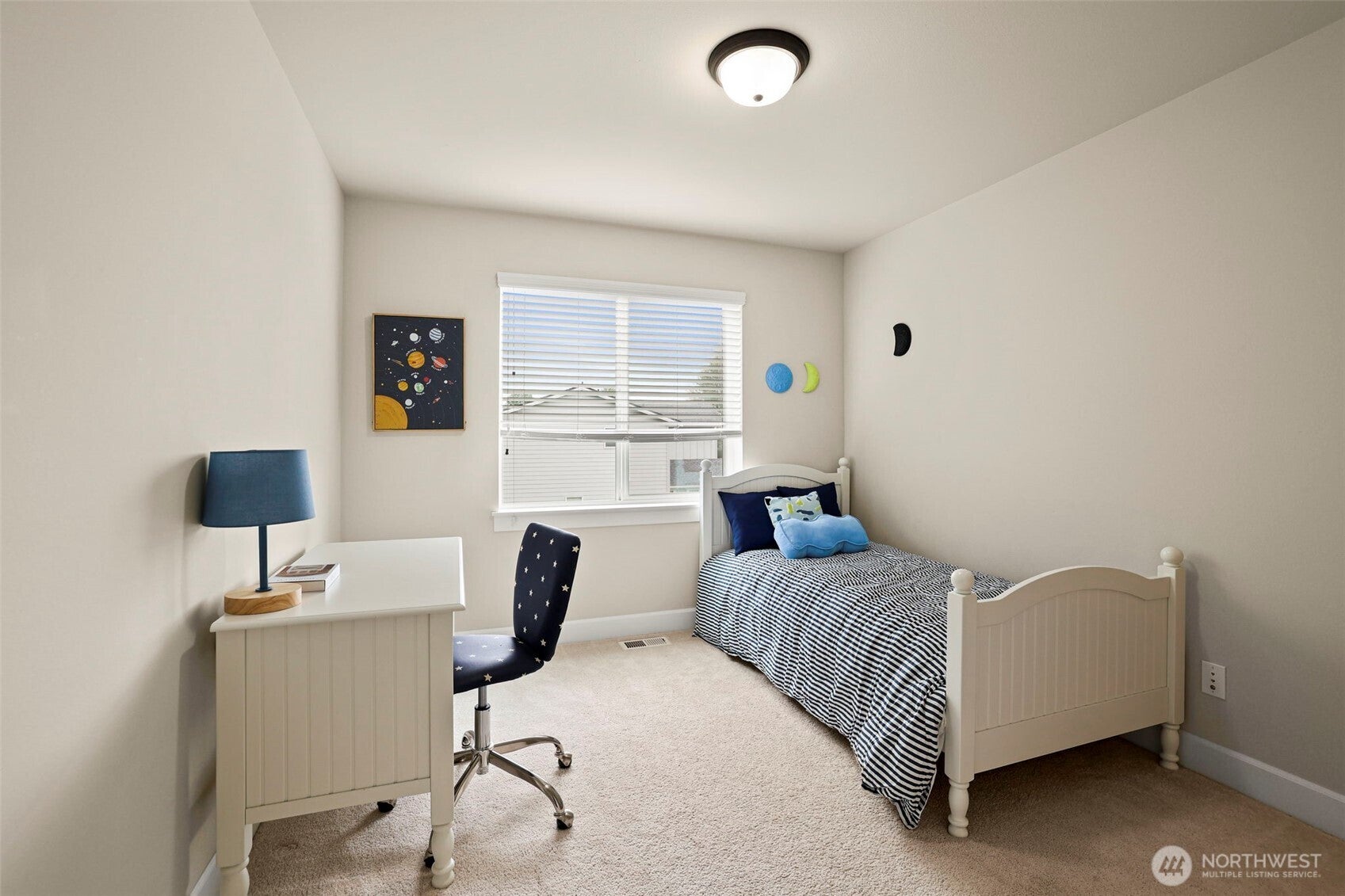 Welcome to this beautifully designed Sagebrook Lane home in Bothell Ca – image 27