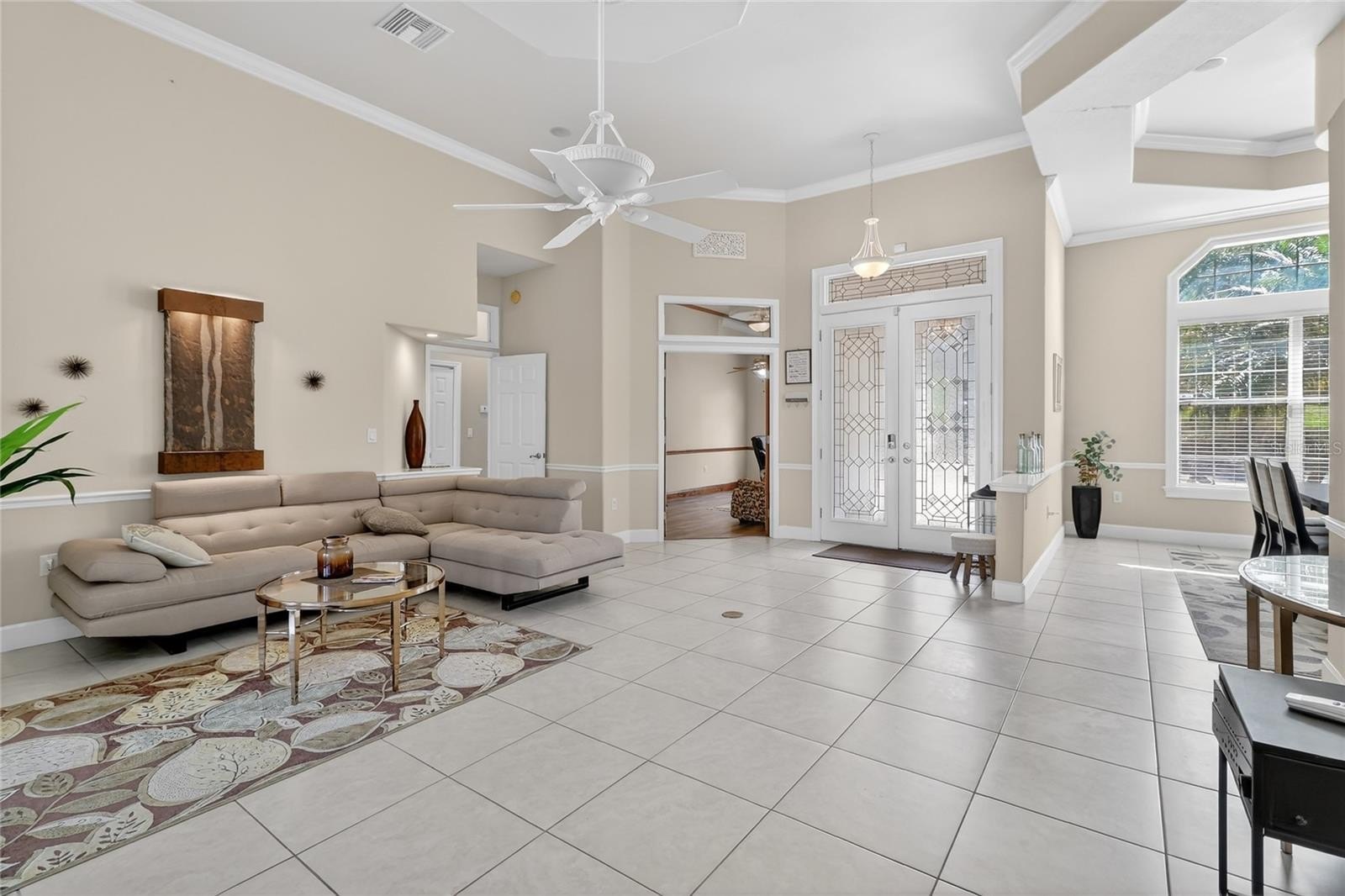 1028 1028 S LAKE MARIAM Drive, WINTER HAVEN, Florida, 33884, USA, 3 Bedrooms Bedrooms, ,3 BathroomsBathrooms,Residential,For Sale,1028 S LAKE MARIAM Drive,P4938222