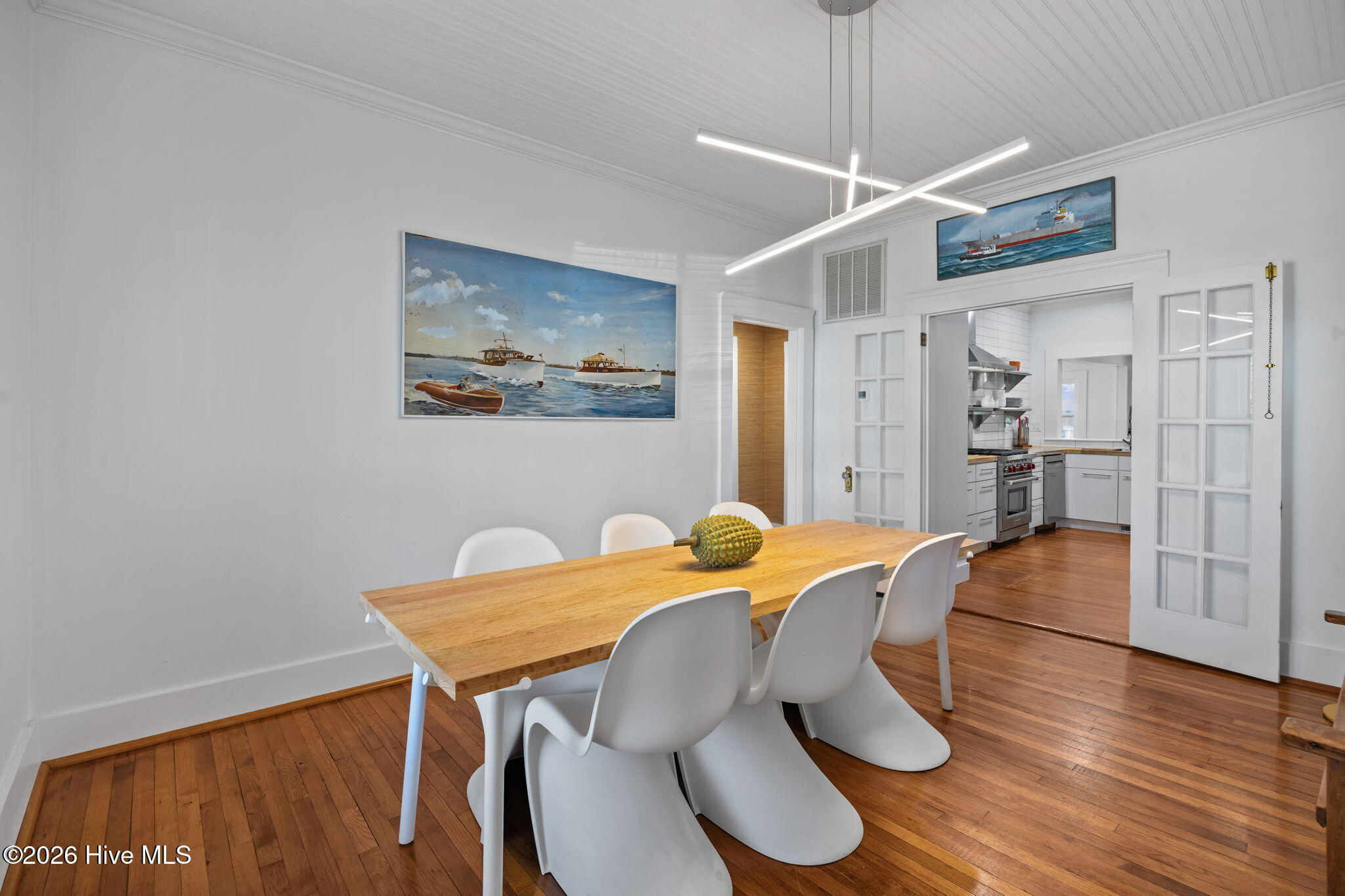 This Historic Home comes furnished with 2 Maritime Painting all other – image 6