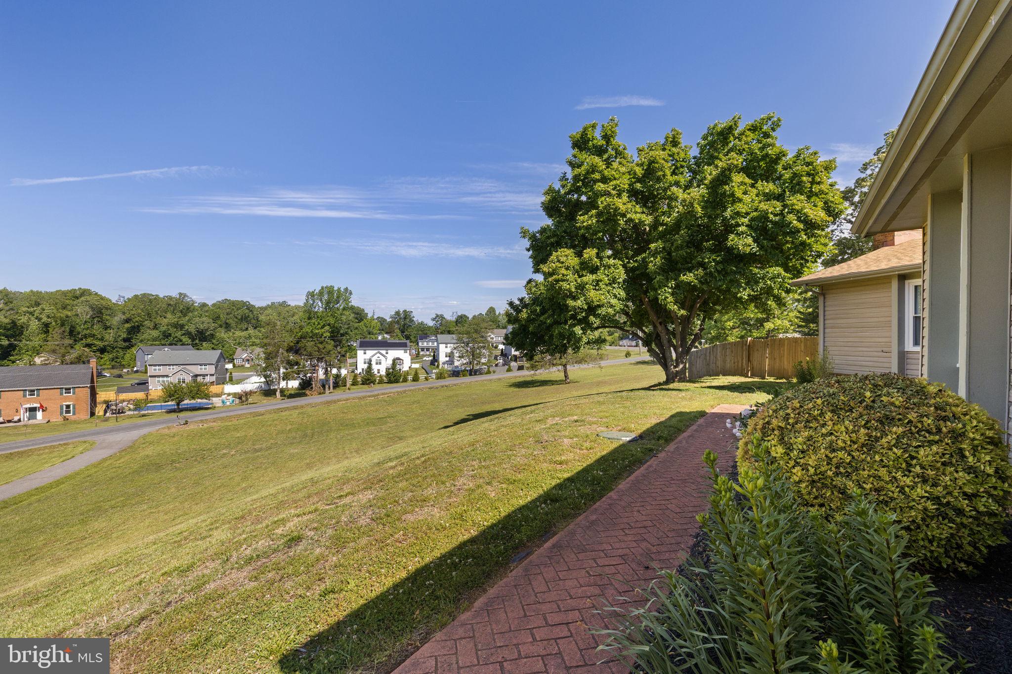 One of a kind property in North Stafford! Fully redone rambler with LV – image 26