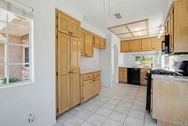 2194 2194 Luz Wy, Oceanside, California, 92056, USA, 3 Bedrooms Bedrooms, ,2 BathroomsBathrooms,Residential,For Sale,2194 Luz Wy,NDP2604585
