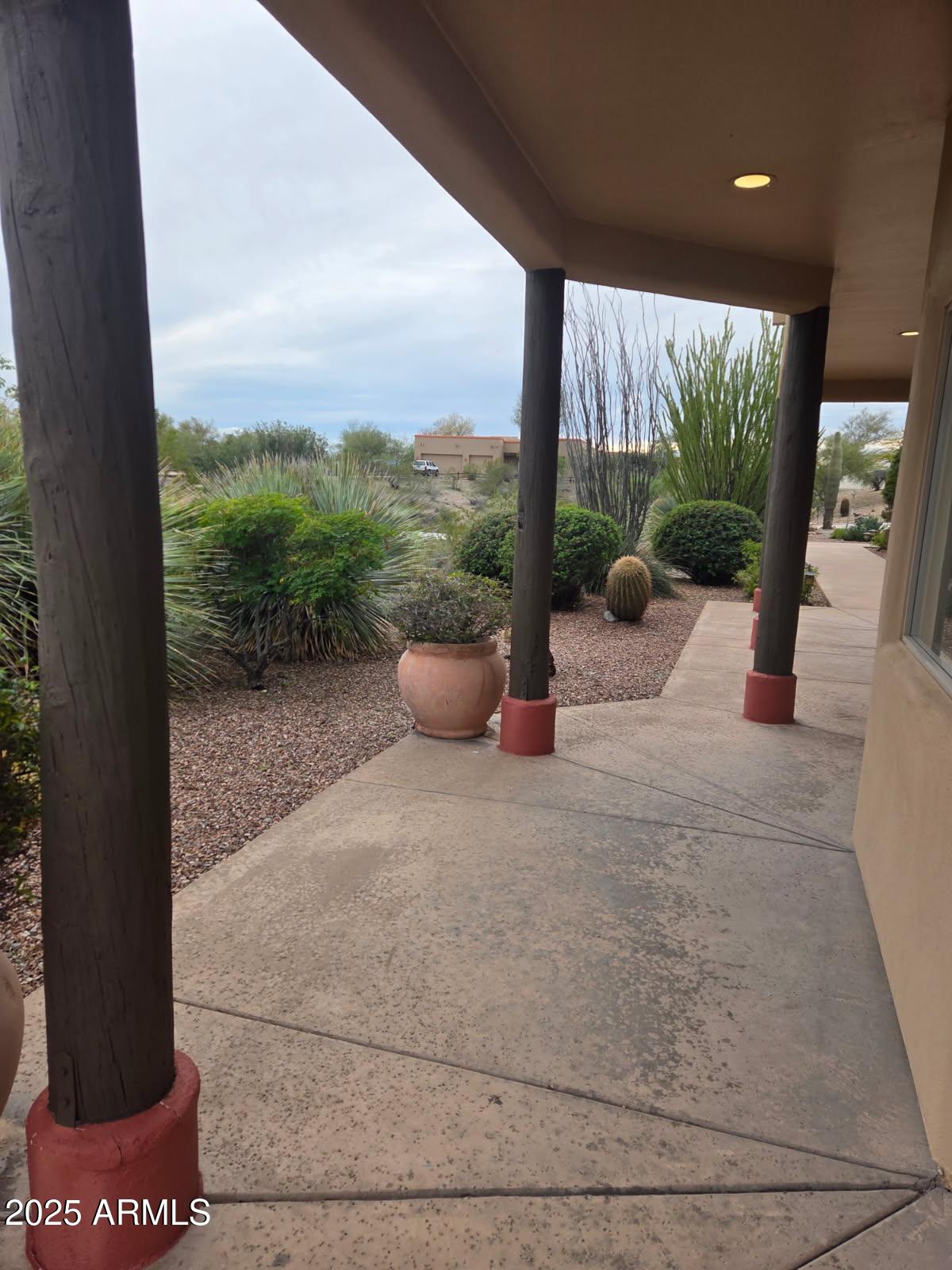 Fresh paint - looks great - Come and See - Luxury Home, acres, and ove – image 31