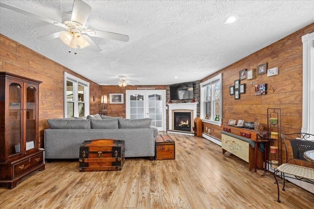 111 111 Northwest Road, Spencer, Massachusetts, 01562, USA, 5 Bedrooms Bedrooms, ,4 BathroomsBathrooms,Residential,For Sale,111 Northwest Road,73443498