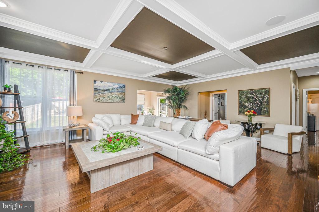 9 9 Sutter Drive, Fredericksburg, Virginia, 22405, USA, 5 Bedrooms Bedrooms, ,5 BathroomsBathrooms,Residential,For Sale,9 Sutter Drive,6112093a-7c20-4b1f-b5cb-6f9b80