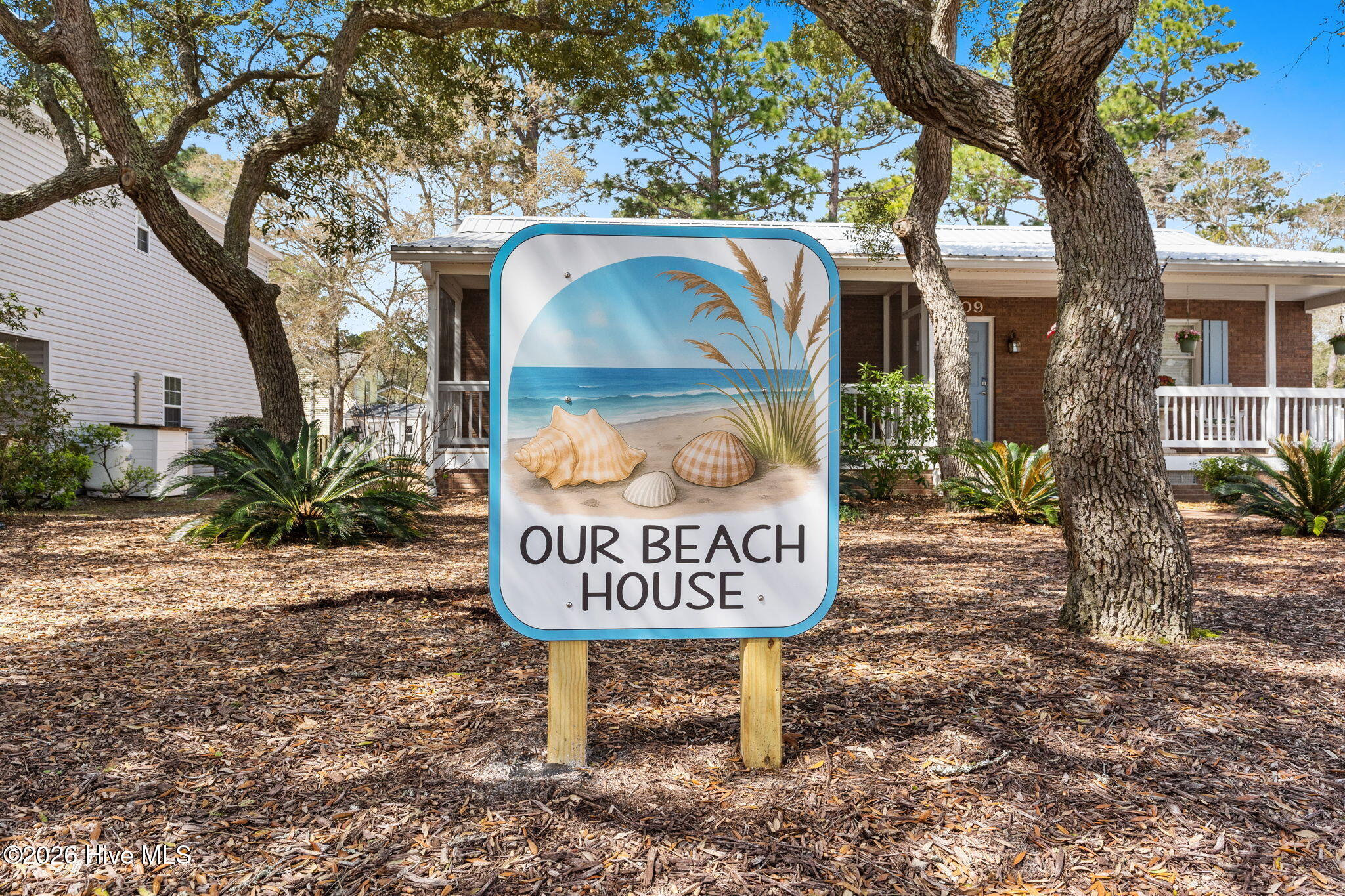 309 309 NE 41st Street, Oak Island, North Carolina, 28465, USA, 3 Bedrooms Bedrooms, ,2 BathroomsBathrooms,Residential,For Sale,309 NE 41st Street,49209beb-45bc-4bc2-9999-eeaeb4
