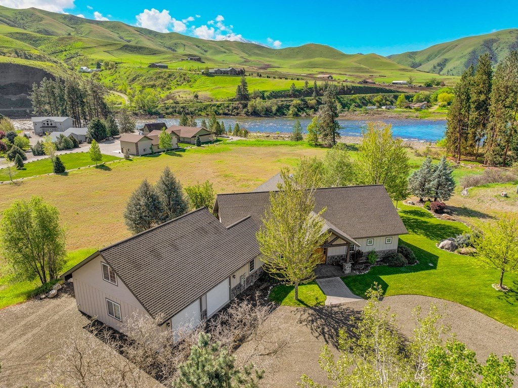 Deford Road, White Bird, Idaho, 83554, USA, 3 Bedrooms Bedrooms, ,3 BathroomsBathrooms,Residential,For Sale,Deford Road,a6f450cf-f340-4c70-aca9-5f4854