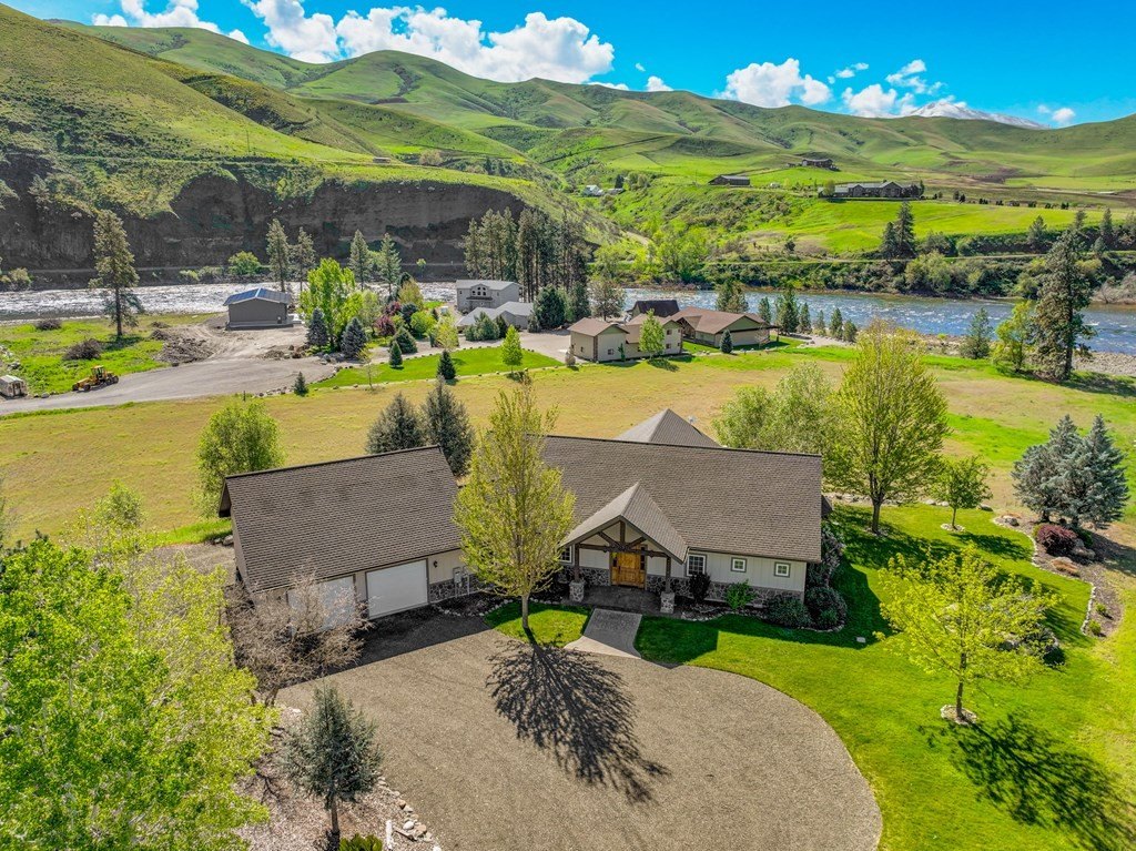 Deford Road, White Bird, Idaho, 83554, USA, 3 Bedrooms Bedrooms, ,3 BathroomsBathrooms,Residential,For Sale,Deford Road,a6f450cf-f340-4c70-aca9-5f4854