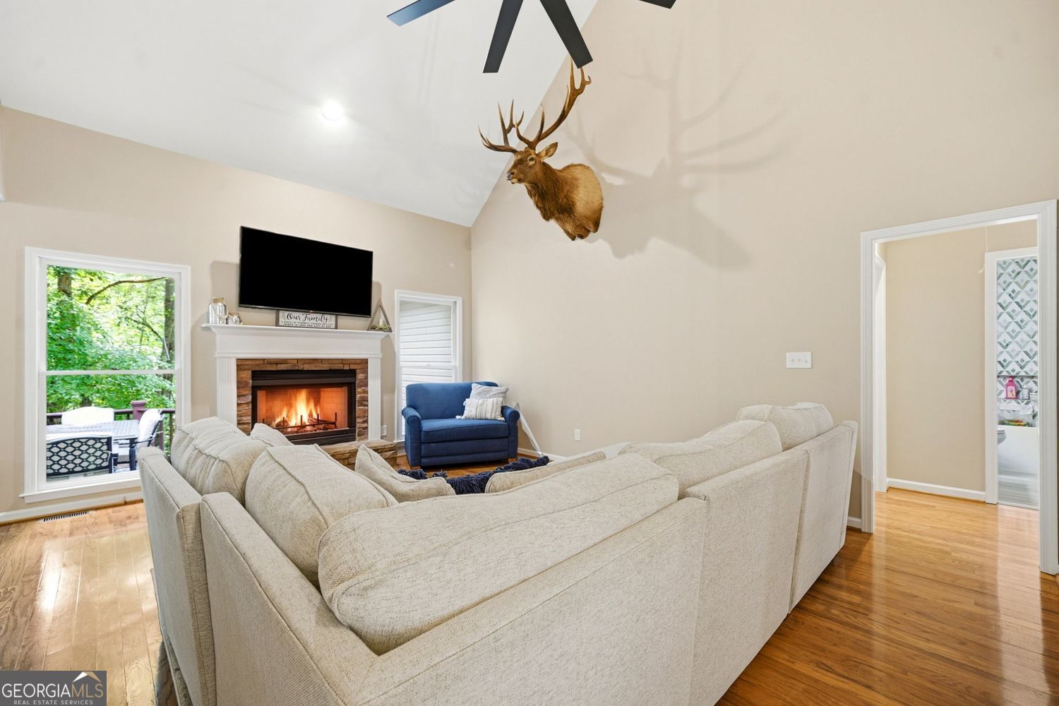 Peaceful Country Living with Modern Convenience on 2.28 Private Acres! – image 8