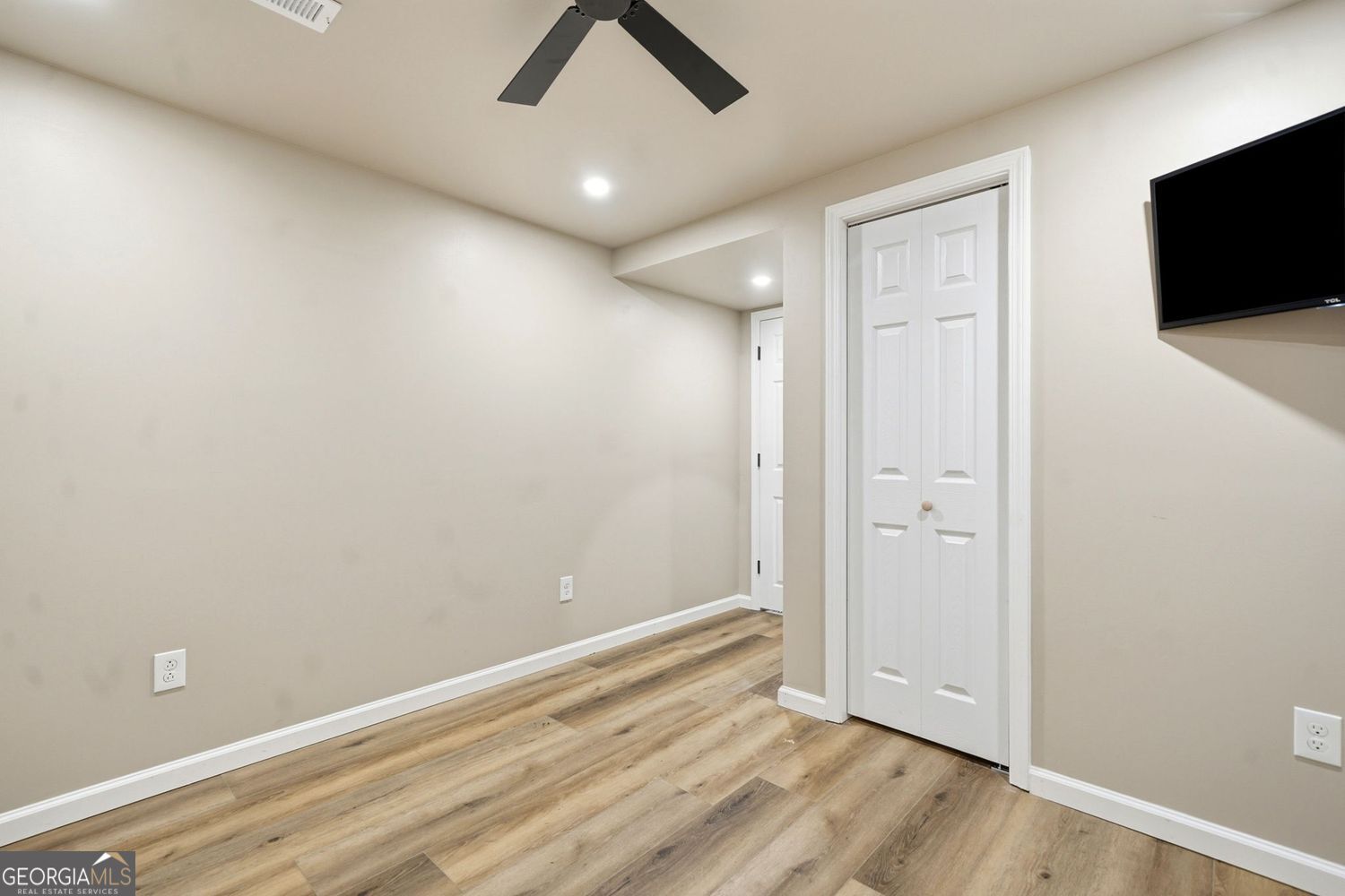 Peaceful Country Living with Modern Convenience on 2.28 Private Acres! – image 28