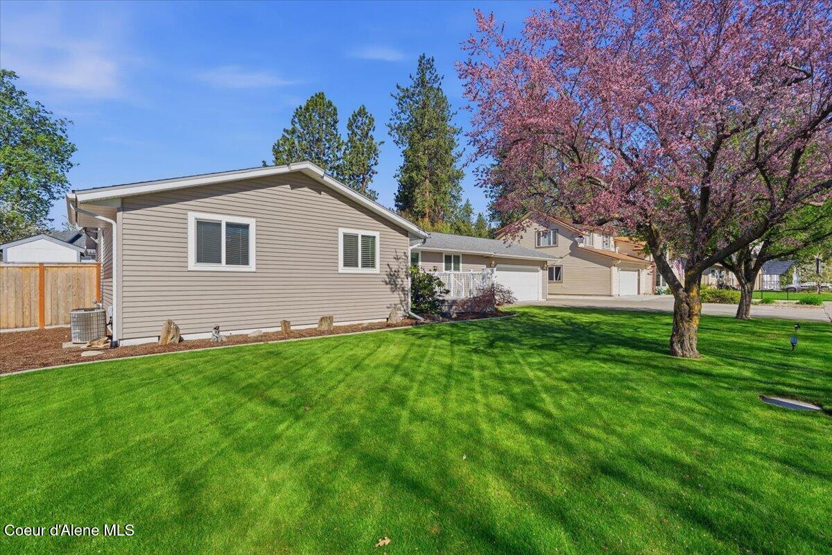 416 416 S Timber LN, Post Falls, Idaho, 83854, USA, 3 Bedrooms Bedrooms, ,2 BathroomsBathrooms,Residential,For Sale,416 S Timber LN,26-6682