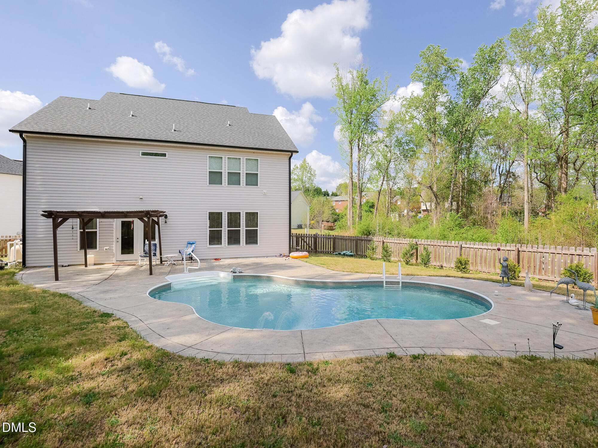 832 832 Logan Meadow Court, Fuquay Varina, North Carolina, 27526, USA, 4 Bedrooms Bedrooms, ,4 BathroomsBathrooms,Residential,For Sale,832 Logan Meadow Court,81add059-e619-4611-8c36-407438