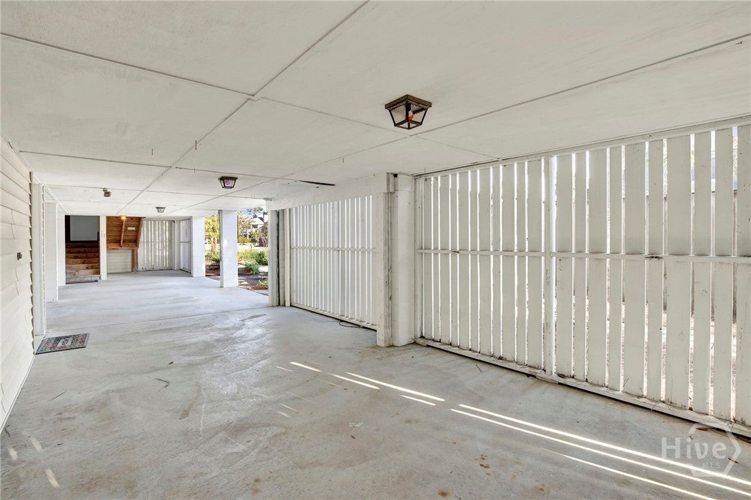 Located in the heart of Tybee Island, 407 7th Street offers the perfec – image 83