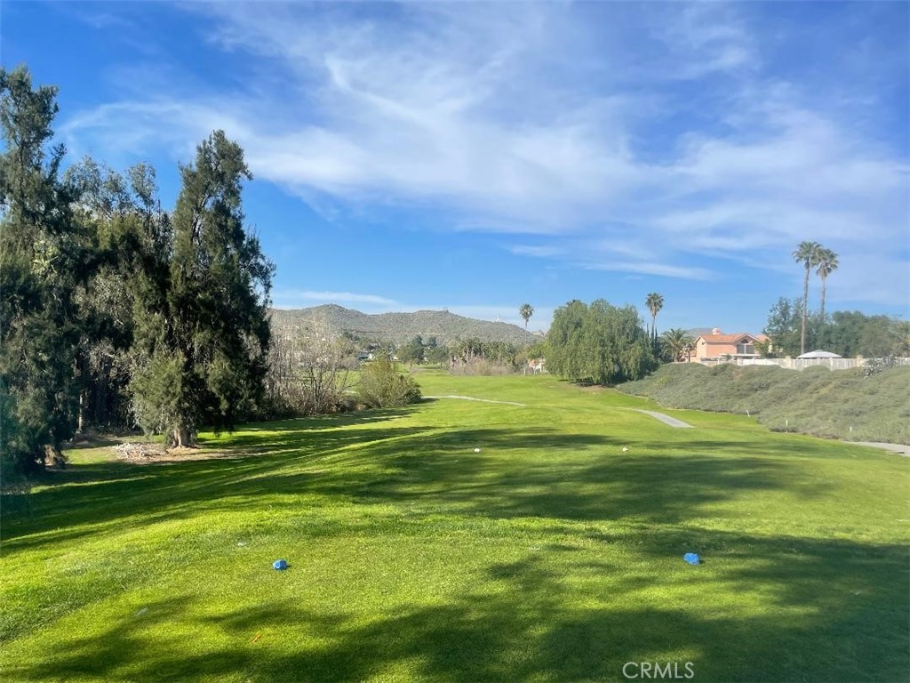 Beautiful 4 bedroom, 2.5 bath home located in the desirable Canterbury – image 34