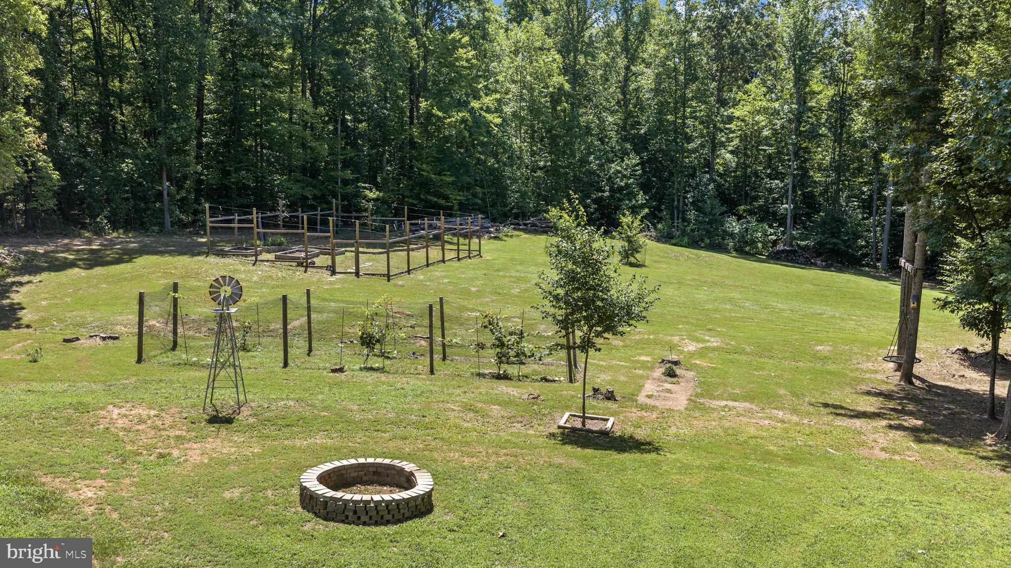 621 621 Ridgemont Drive, Louisa, Virginia, 23093, USA, 5 Bedrooms Bedrooms, ,3 BathroomsBathrooms,Residential,For Sale,621 Ridgemont Drive,VALA2010174