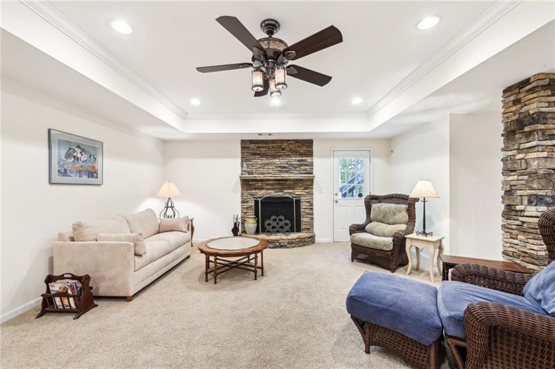This beautiful home located on a cul-de-sac backs up to a private wood – image 43