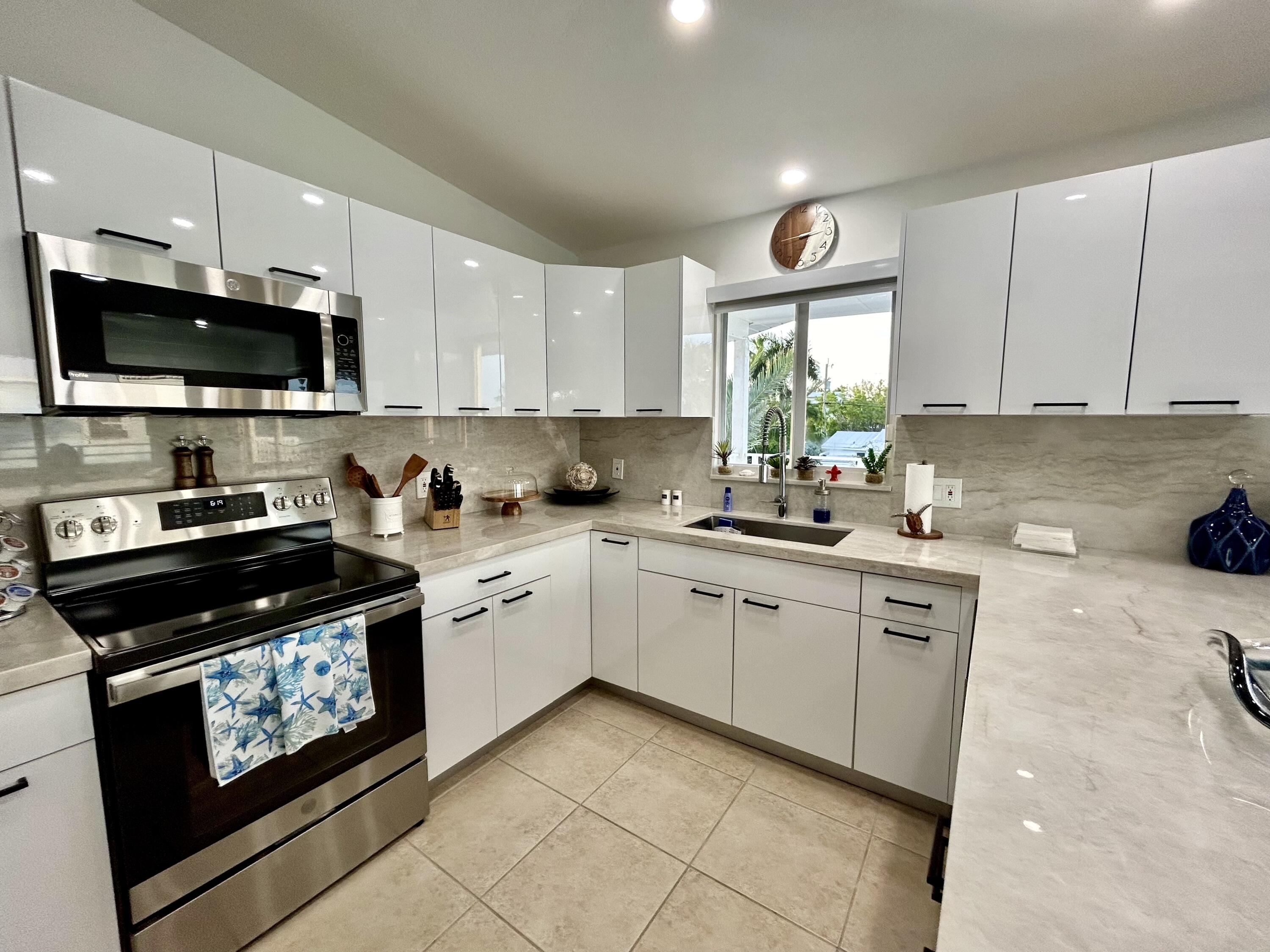 34 34 S Blackwater Lane, Key Largo, Florida, 33037, USA, 3 Bedrooms Bedrooms, ,2 BathroomsBathrooms,Residential,For Sale,34 S Blackwater Lane,619188
