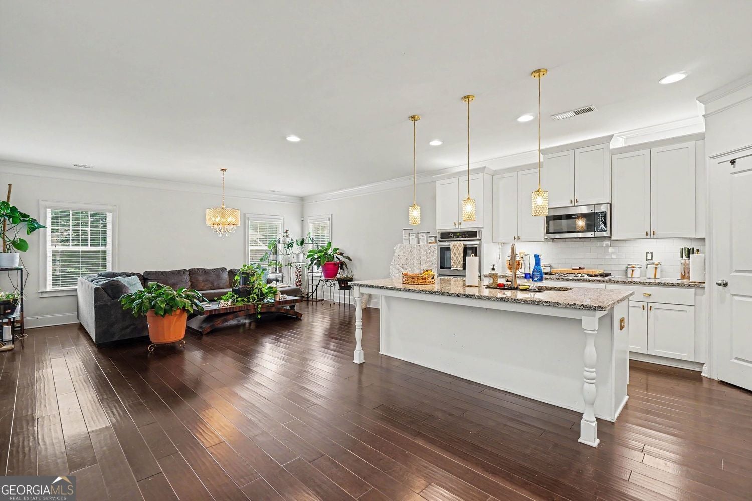 What more can you ask for in a home? VA Assumable 3.125% rate. 4-Sided – image 5