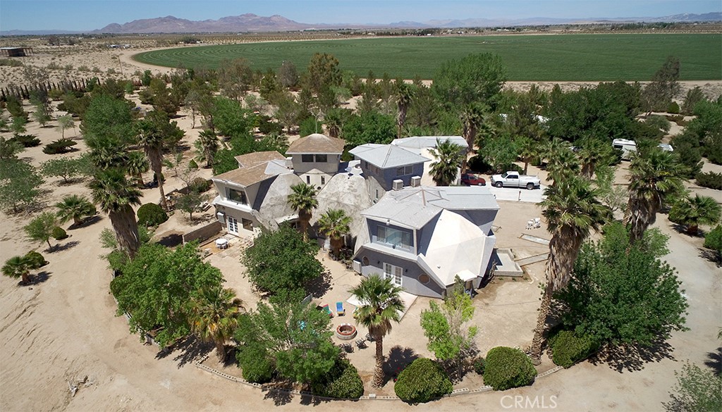 45985 45985 Cottonwood Road, Newberry Springs, California, 92365, USA, 4 Bedrooms Bedrooms, ,6 BathroomsBathrooms,Residential,For Sale,45985 Cottonwood Road,HD25258107