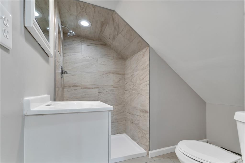 43 43 Jenkins Street, Providence, Rhode Island, 02906, USA, 3 Bedrooms Bedrooms, ,3 BathroomsBathrooms,Residential,For Sale,43 Jenkins Street,307401c6-e516-4f58-9ec1-370aa5
