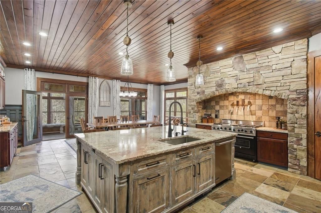 124 124 Wilderness Way, Ellijay, Georgia, 30536, USA, 5 Bedrooms Bedrooms, ,5 BathroomsBathrooms,Residential,For Sale,124 Wilderness Way,5e8cecf2-e8a9-40da-9ed2-1381e0
