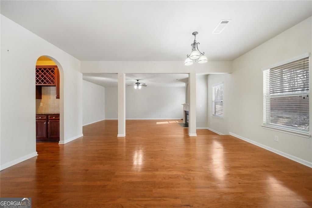 Timeless curb appeal and solid construction define this beautifully ma – image 23