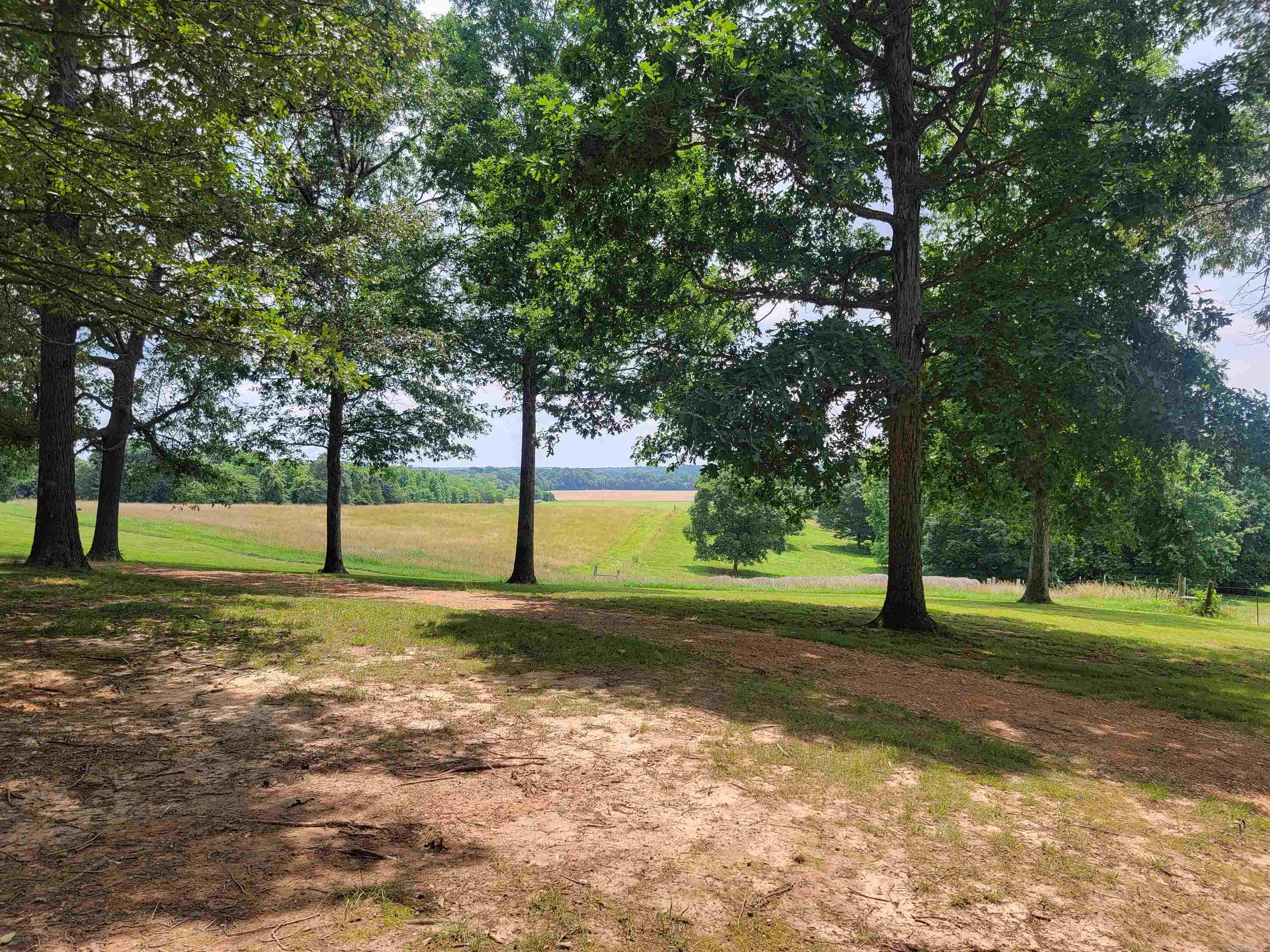 Turn North off of Hwy 412 West onto 609 Road. Follow around sharp curv – image 37